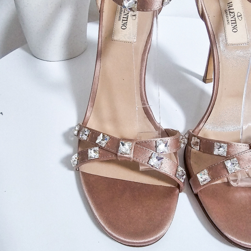 Valentino Garavani Glam rockstud pink satin ankle strap sandals heels Size 8 - Picture 8 of 13